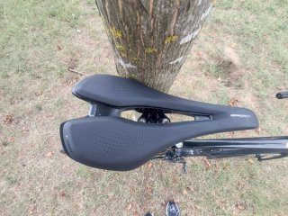 Bicicleta Van Rysel EDR CF SHIMANO 105.Año 2023.