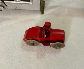 Juguete tobogán, coche metal antiguo de RICO