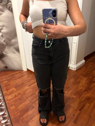 Jeans neri Bershka strappati