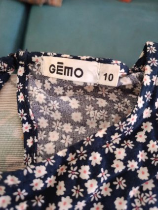 Vestido DEMO estampado floral azul y blanco