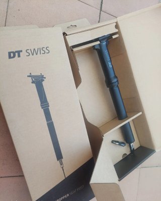 Tija telescópica de carbono DT Swiss D232 One 30,9