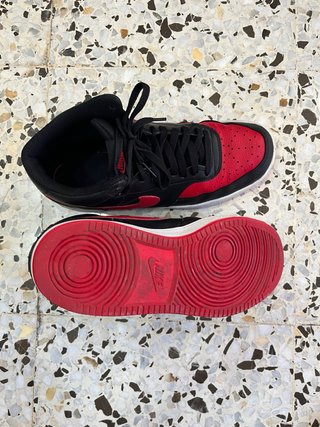 Tenis Nike Air Force 1 High Negros y Rojos