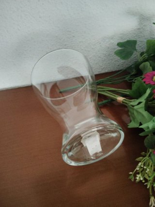 Centro floral jarrón vidrio 18 cm
