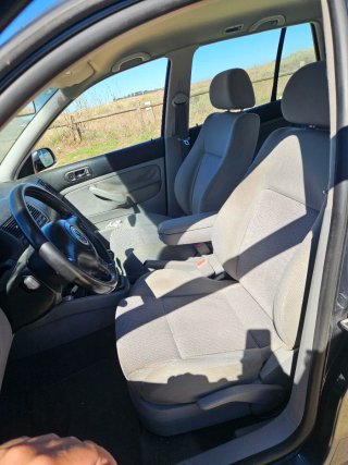 Volkswagen Golf 2003