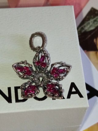 Pandora Ciondolo Fiore