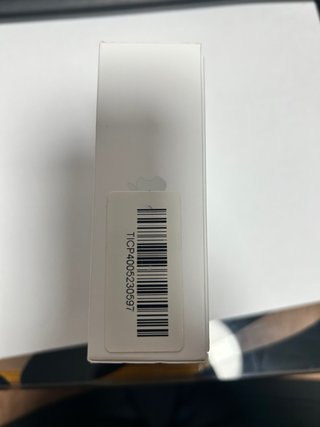 Airpods Pro 3da Gen con un auriculsr no se escucha