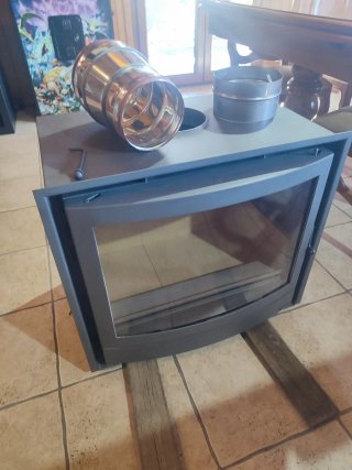 Estufa insertable de leña