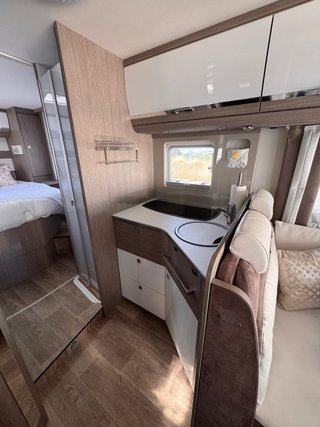 Autocaravana Dethleffs Magic Edition I3
