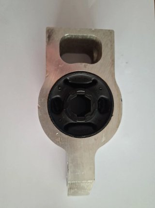 Juego Silentblocs y soporte brazo VW Passat