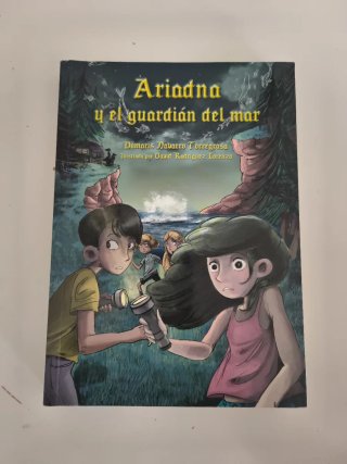 Ariadna y el guardián del mar