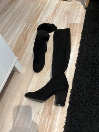 Botas altas negras
