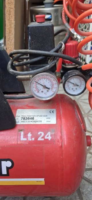 Compresor Mecanfer 24L SP 200 V230