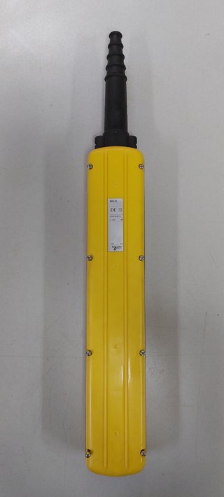 Botonera Grúa Telemecanique XACA1271