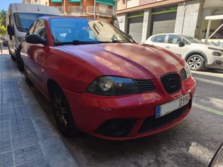 Seat Ibiza 1.4 16v gasolina 5 puertas año 2006