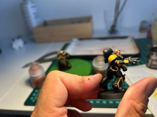 Pintor de miniaturas de Warhammer 40.000 y Fantasi