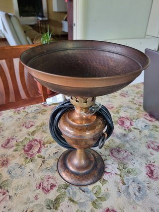 Lampada da tavolo in rame martellato 27hx19