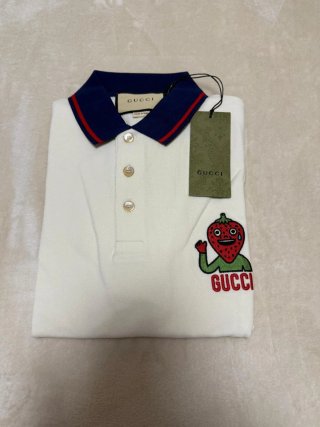 Polo Gucci Blanco con Estampado de Fresa