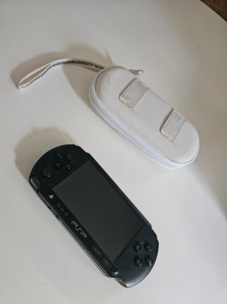 Consola PSP y juegos