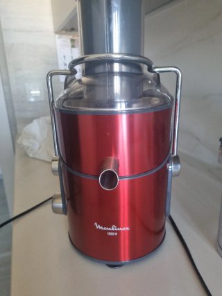 Licuadora Moulinex 1000W Roja