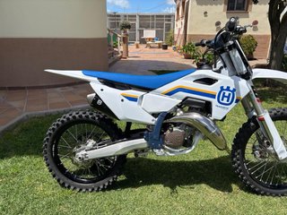 Husqvarna 125cc 2T Motocross