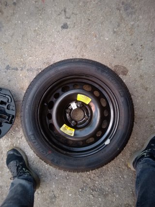 Rueda repuesto Peugeot/Citroen 16