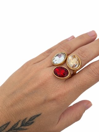 Anillo con piedras rojas y blancas