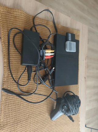 PlayStation 2 Negra con Mando y 2 Memorias