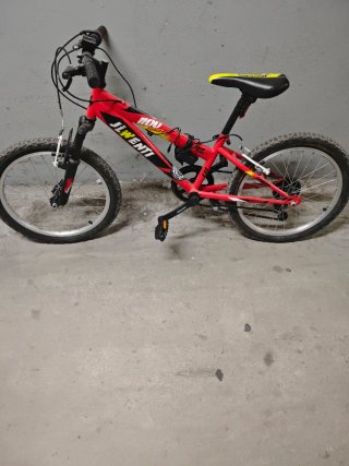 Bici infantil roja JUNIOR buen estado