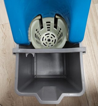 Cubo Fregona Eléctrica Fregola