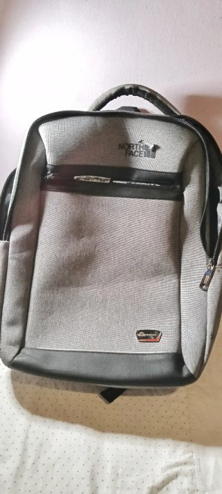 Mochila The North Face Gris