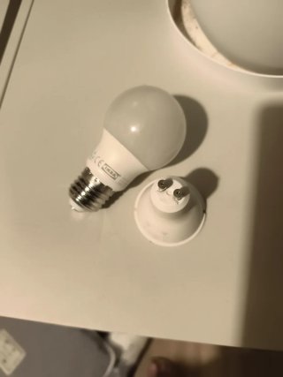 Lámpara de pie Ikea blanca
