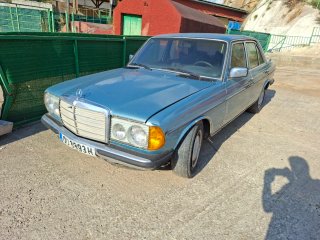 Mercedes-Benz w123 1976