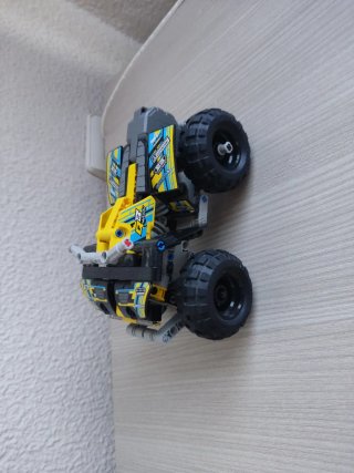 Coche Lego Technic Amarillo
