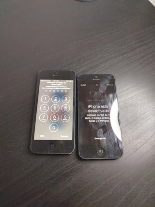 2 iPhones 5s Negros