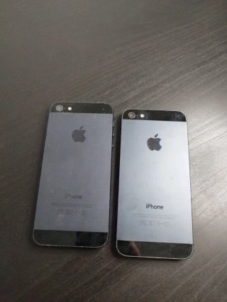 2 iPhones 5s Negros
