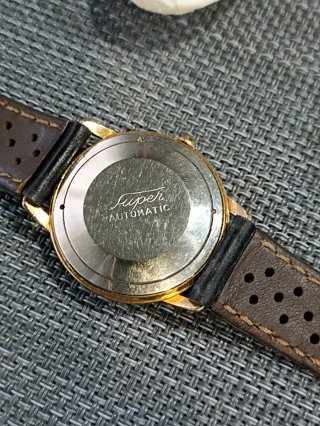 Reloj Erosa Automático Vintage Incabloc Dorado