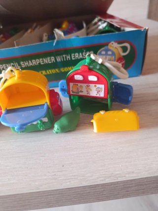 3 Sacapuntas Mochila Años 80