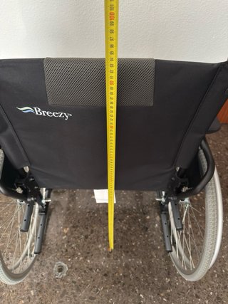 Silla de ruedas especial mas ancha que la estándar