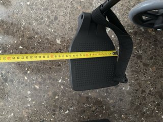 Silla de ruedas especial mas ancha que la estándar