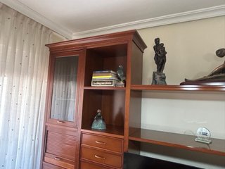 Mueble de salón de madera