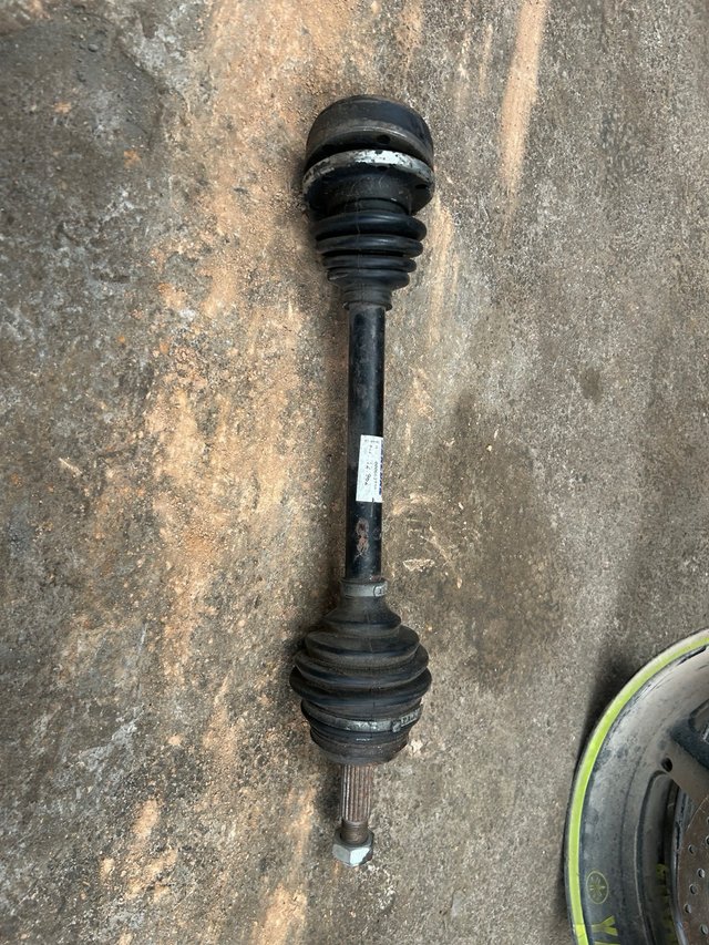 Palier transmisión VAG delantero izquierdo