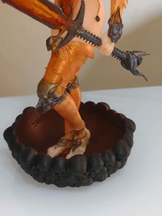 Action Figure Guerriera Tisifone Fun Art