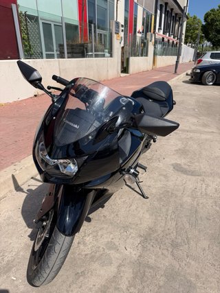 Kawasaki Ninja 250R Negra