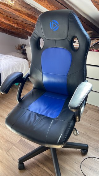 Silla Gaming Negra y Azul