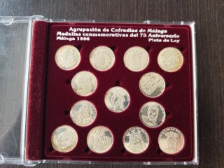 Estuche 13 Medallas Plata 75 Aniv Cofradías Málaga