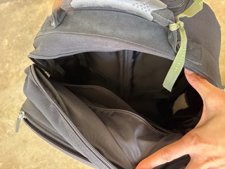 Maleta convertible mochila negra