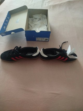 ADIDAS GAZELLE INDOOR 41 1/3 · NUEVAS ·