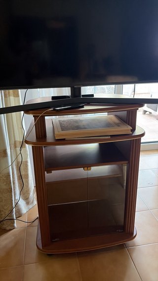 Mueble TV madera y cristal