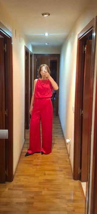 Mono Zara Satén Rojo Talla M