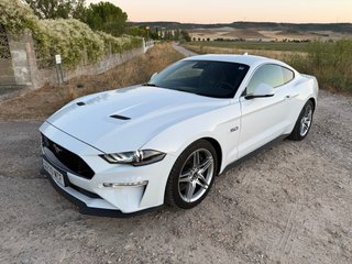 Ford Mustang 2024